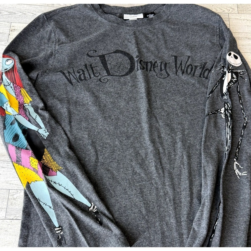Disney Nightmare Before Christmas Walt Disney World Gray Long Sleeve Shirt SMALL